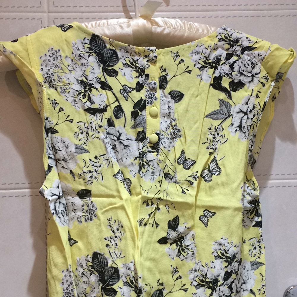 Dorothy Perkins Yellow & Black Floral Blouse